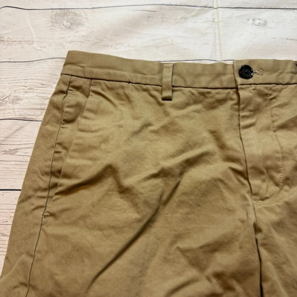 Banana Republic‎ Shorts Mid Rise Chino Aiden Casual Beige Men's Size 30x9